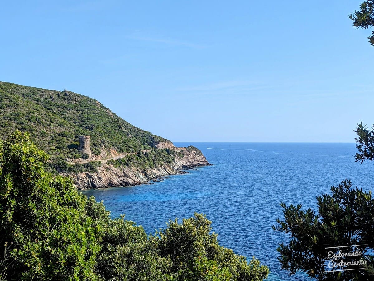 Corsica Posti belli_torre genovese Capo Corso