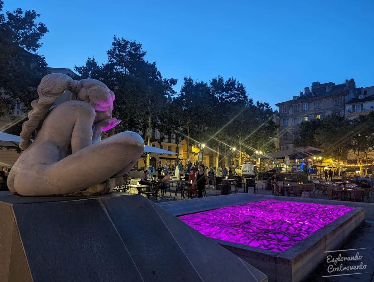 Fontana Place du Marché Bastia Corsica